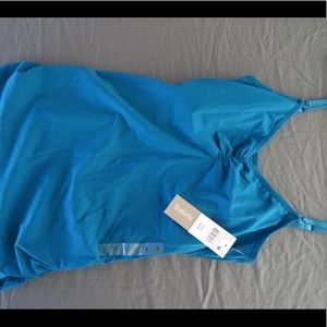 6 nursing tanks. One new with tags. Size medium.